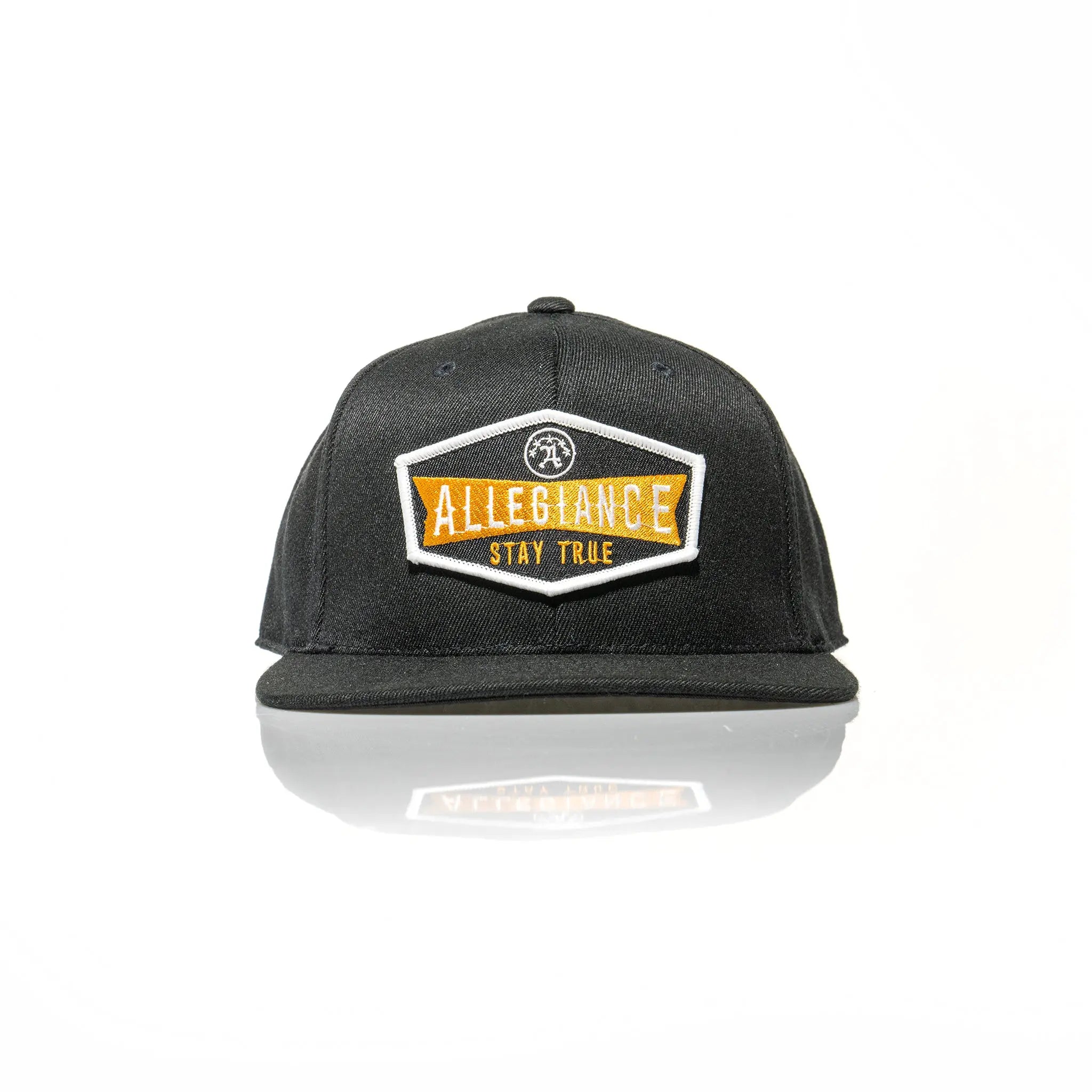 Captain Gold Flexfit110 Snapback